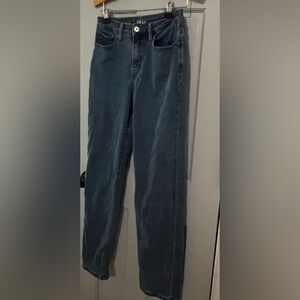 Style & Co. Curvy Straight Leg Size 8 Dark Blue Denim Jeans